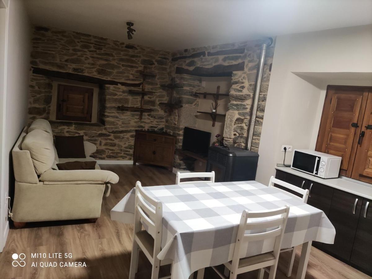 Casa Marina Apartment Puebla de Sanabria Ngoại thất bức ảnh